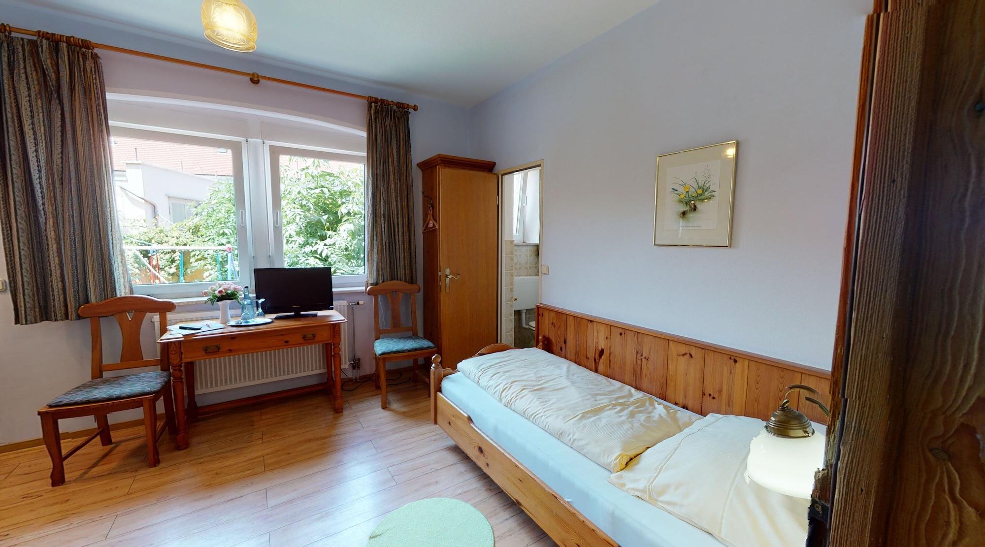Hotel Rothenburger Hof Rothenburg ob der Tauber Exterior photo